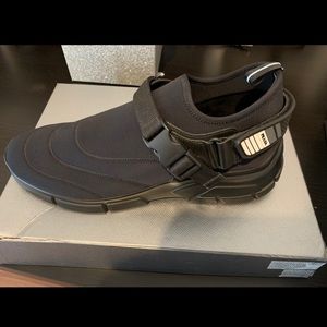 PRADA MENS SHOES BLACK SIZE 8 BRAND NEW